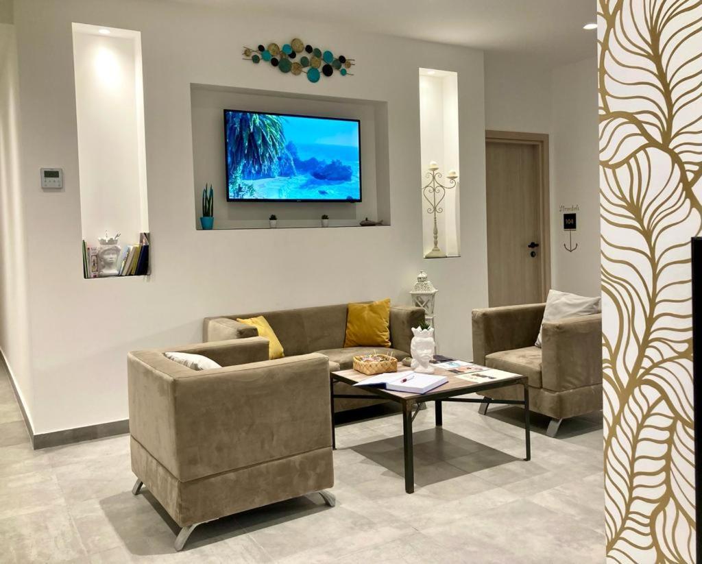 Hotel Portum Джардини Наксос Екстериор снимка